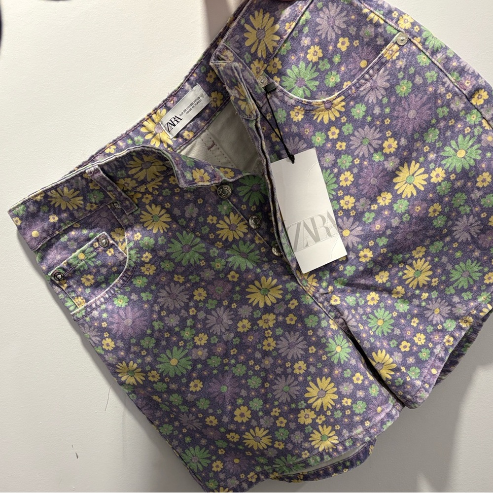 Zara High-Waisted Floral Print Shorts